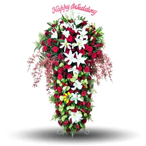 Standing Flowers Wedding